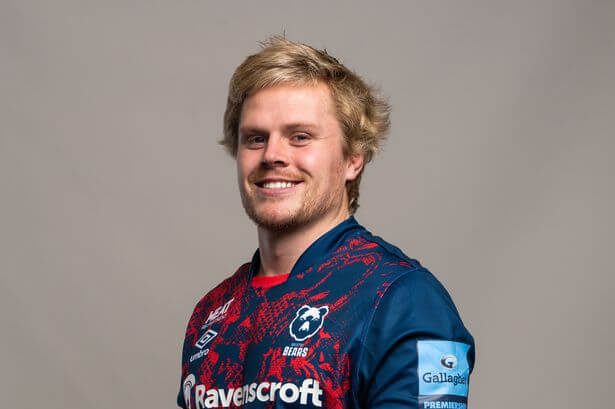 Dan-Thomas-Professional-Rugby-Player